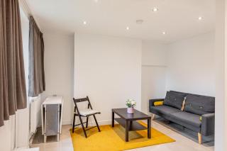 Central Studio with private garden, 2min Tube - Londra - 0