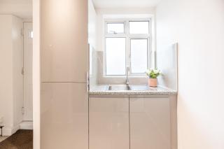 Central Studio with private garden, 2min Tube - Londra - 4
