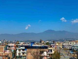 Cheerful 5-bedroom villa with garden and views - Kathmandu - 1