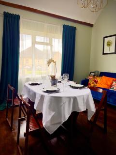 Beautiful apartment in Guildford with parking - 7