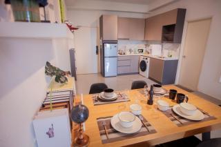 Meridian 2 near Legoland JB - By The One - 4