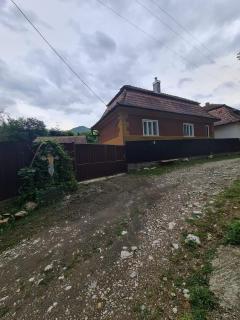 House of Rei with Hot tube - 4