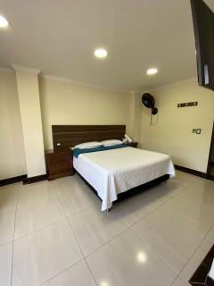 Hotel santa fe plaza sucursal HBP - 7