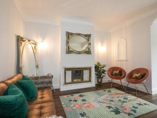 Pine Lodge - Colwyn Bay - 3