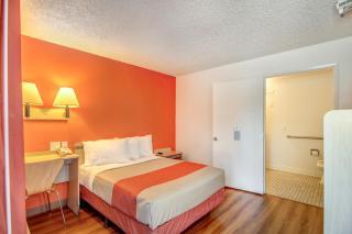 Motel 6-Stockton, CA - North - Lincoln Village - 7