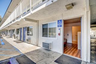 Motel 6-Stockton, CA - North - Lincoln Village - 3