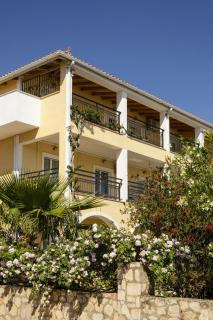 Searocco Studios & Apartments - Close to Alykes Center, by ZanteWize - Alykes - 0