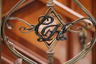 Carlton Hotel - 6