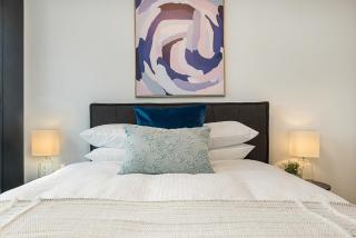 Modern, Executive 1 Bedroom Apartment With Balcony - 2