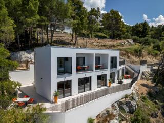 Villa LiTo - only 50m from sea! - Makarska Exklusiv - Brela (Brella) - 0