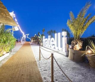 SUMMERLAND Sea View Penthouse & Jacuzzi - Mamaia - 2