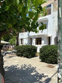 Chic Comfort: Where Cozy Meets Professional - Athènes - 5