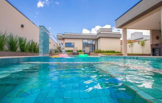 Refúgio de Luxo: 4 Suítes, Piscina, Acesso ao Lago - Caldas Novas - 5