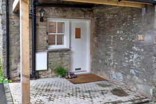 Finest Retreats - Courtyard Cottage - 8