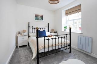 Finest Retreats - Courtyard Cottage - 6