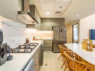 Zen Condo With Burj Khalifa View In Vibrant City - Dubai - 5