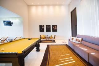 Casa c/ Piscina de borda infinita e vista p/ Lago - 9