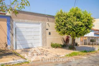 Casa c/4 quartos e Piscina - Excelente localização - 7
