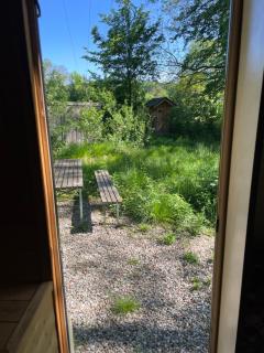 Wolfsden Vlčí doupě - karavan v přírodě - 1