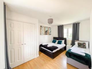 Barking Leisure and Contractor Stays - Londra - 6