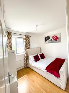 Barking Leisure and Contractor Stays - Londra - 0
