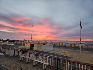 Chardonnay at the beach - Blankenberge - 6