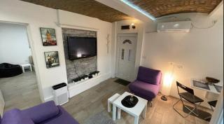 Uno - Belgrado - 0