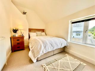 Peaceful Cotswolds cottage - Stratton Saint Margaret - 4
