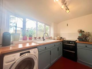 Peaceful Cotswolds cottage - Stratton Saint Margaret - 8