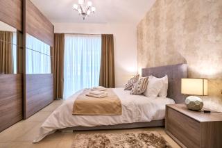 Stunning 3-Bedroom Seaview Retreat in Fort Cambridge - Sliema - 2
