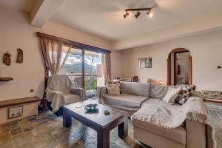 Central Cozy Apartment - 2