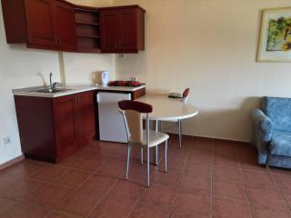LEMAS SUITE HOTEL - 9