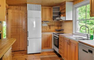 2 Bedroom Amazing Home In Högsby - 5