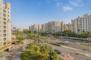 Breathtaking 3 Beds ,Beach Access, Fully Upgraded - Dubai - 4