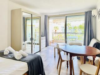 Grand Hotel - Studio Croisette - 1