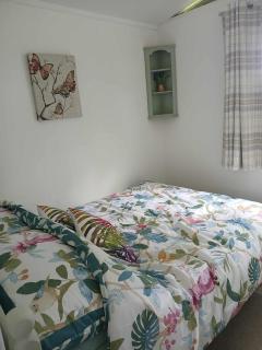 Fern's Lodge 29 Tower Country Chalet Park - 5