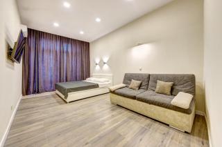 Апартаменти 2-кімнатні в центрі, м Олімпійська - 0