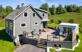 5 Bedroom Lovely Home In Bjoa - 9