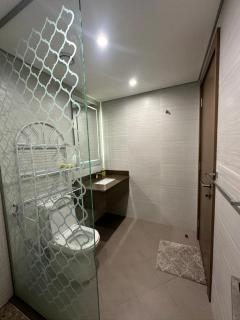 apartment next to pullman Sharjah - Sharjah - 1