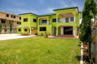 Unique Green Lodge - Accra - 0