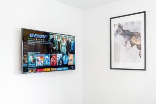 2 Bedroom Deluxe Apartment - Off-Street Parking - WIFI - Netflix - Top Rated - 49C - Sleightholme - 2