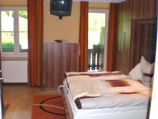 Hotel Restaurant Hausberg Garmisch-Partenkirchen - Garmisch-Partenkirchen - 4