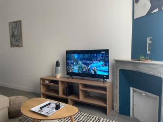 Le contemporain - Golfe Juan - 5 min des plages - 10 min de Cannes! - Vallauris - 1