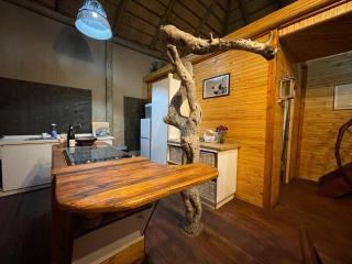 King Bed Hippo Lagoon Off Grid - Maun - 0