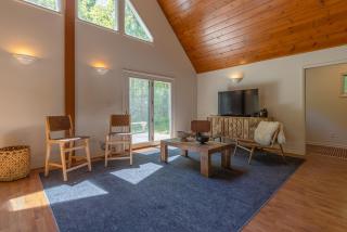 Nature lovers delight, private hot tub and a short walk to Lake MI - Fennville - 4