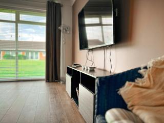 Charming Chalet-style Bungalow In Kessingland - Kessingland - 3