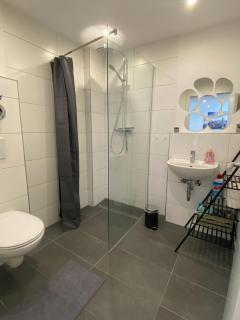 Kleines Juwel mit super Komfort - Fußbodenheizung, Regendusche, Waschmaschine - 4