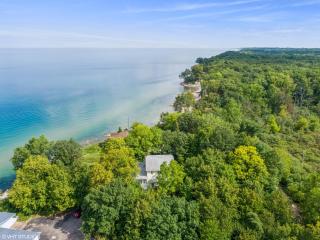 Coastal Cottage - Stevensville - 8