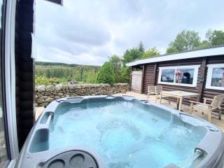 Kaoglen-GrandSuite-Hot Tub-Pitlochry-Dunkeld-Pet Friendly - Balnald - 3