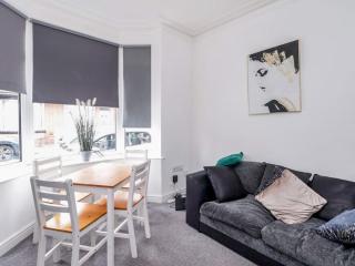 contractors house - Doncaster - 6